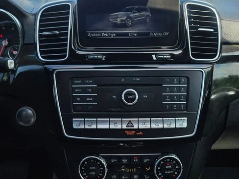 Used 2018 Mercedes-Benz GLS 550 4MATIC image 35