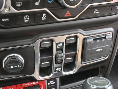 Used 2021 Jeep Gladiator Rubicon AWD/4WD image 21