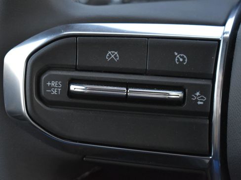 New 2026 GMC Canyon Elevation w/ Convenience Package image 19