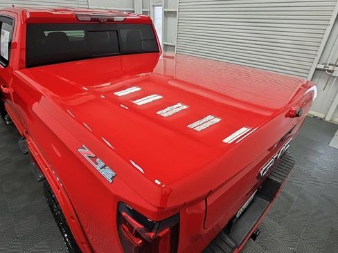Used 2021 GMC Sierra 1500 AT4 w/ AT4 Premium Package AWD/4WD image 36