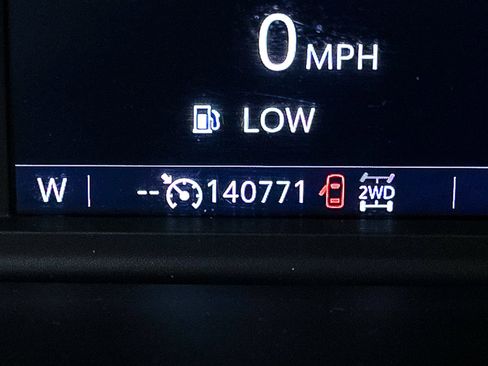 Used 2021 Chevrolet Tahoe LT image 36