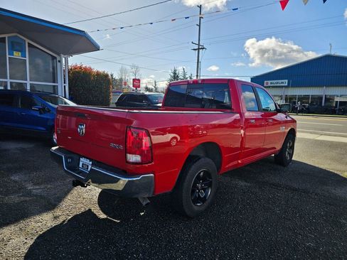 Used 2017 RAM 1500 Classic SLT AWD/4WD image 7