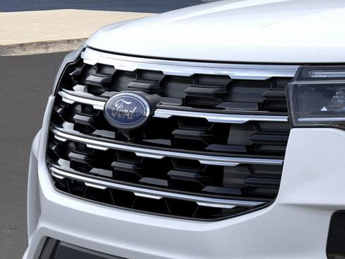 New 2026 Ford Explorer Active w/ Active Comfort Package image 18