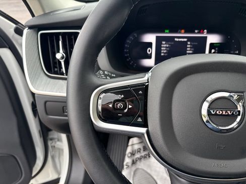 Certified 2025 Volvo XC60 T8 Plus w/ Protection Package Premier AWD/4WD image 20