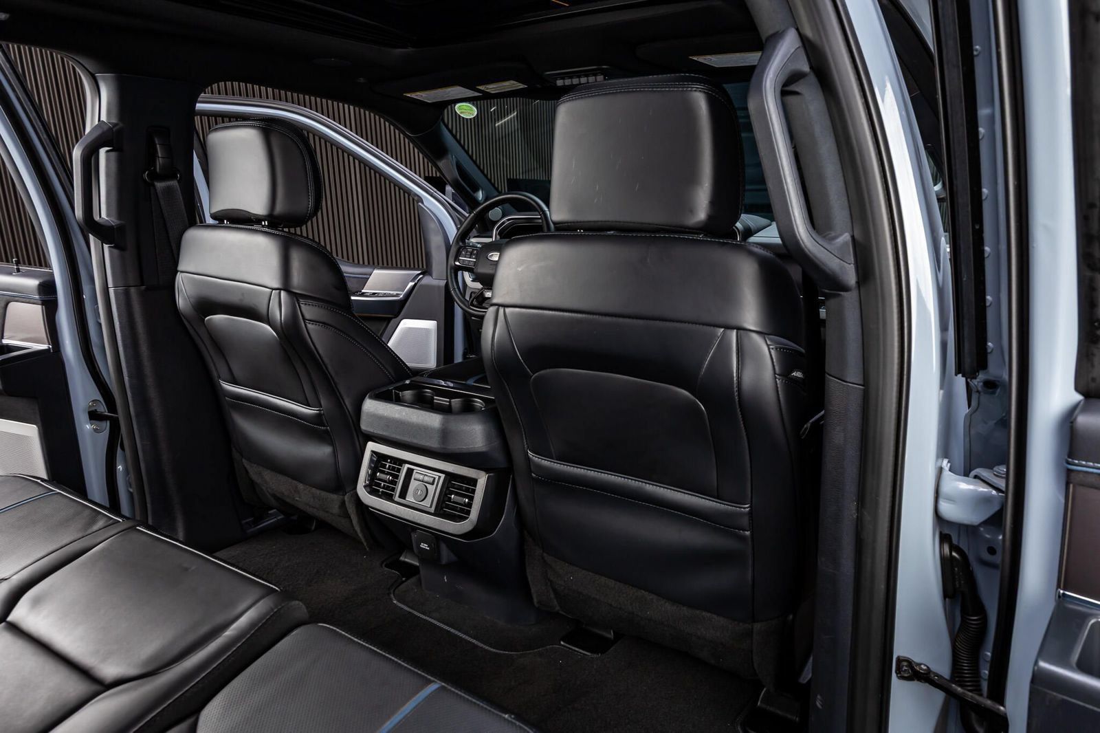 Used 2026 Ford F250 Platinum AWD/4WD image 31