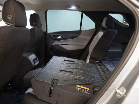 Used 2023 Chevrolet Equinox LS w/ LS Convenience Package FWD image 28