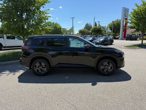 New 2026 Nissan Rogue SV w/ Cold Weather Package AWD/4WD image 5