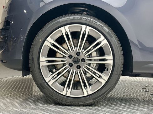 New 2026 Land Rover Range Rover Sport SE AWD/4WD image 13