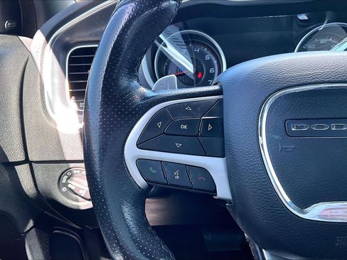 Used 2018 Dodge Charger R/T RWD image 18
