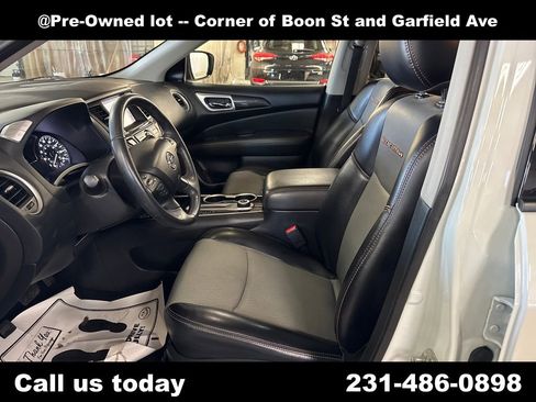 Used 2020 Nissan Pathfinder SV w/ Rock Creek Edition AWD/4WD image 14