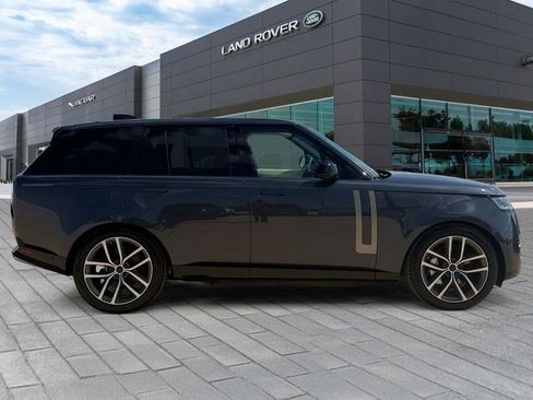 Used 2026 Land Rover Range Rover SE AWD/4WD image 6