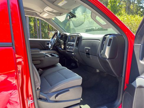 Used 2017 Chevrolet Silverado 1500 LT w/ All Star Edition AWD/4WD image 22