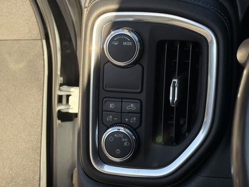Used 2021 GMC Sierra 1500 Elevation image 20