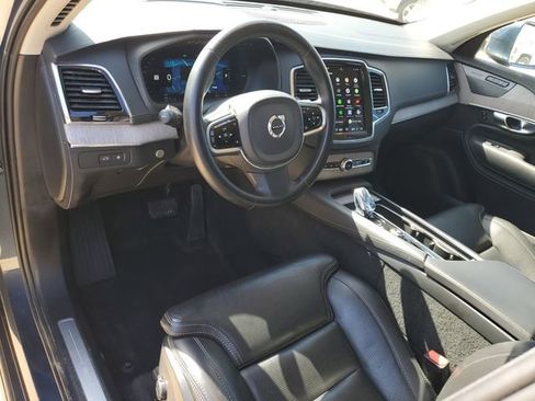 Used 2024 Volvo XC90 T8 Ultimate w/ Protection Package Premier AWD/4WD image 4