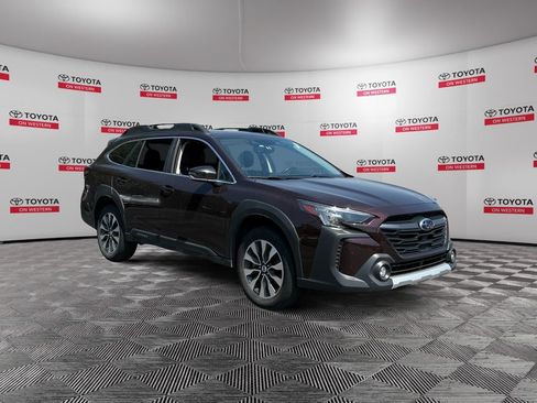Used 2024 Subaru Outback Limited AWD/4WD image 3