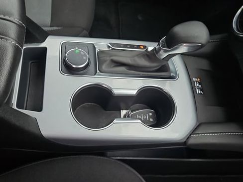 Used 2024 Chevrolet Blazer LT w/ Convenience Package image 13