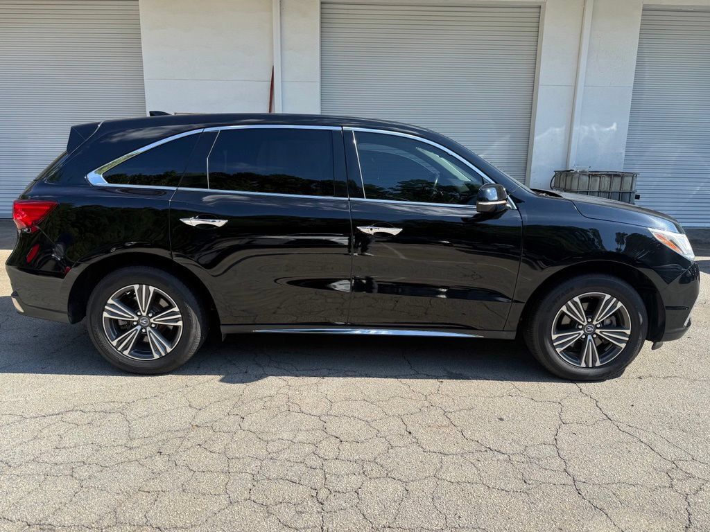 Used 2017 Acura MDX SH-AWD image 8