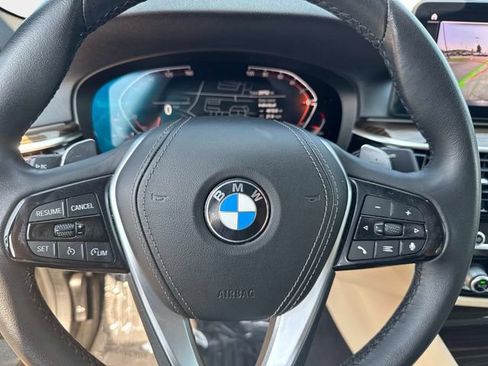 Used 2023 BMW 540i w/ Premium Package RWD image 26