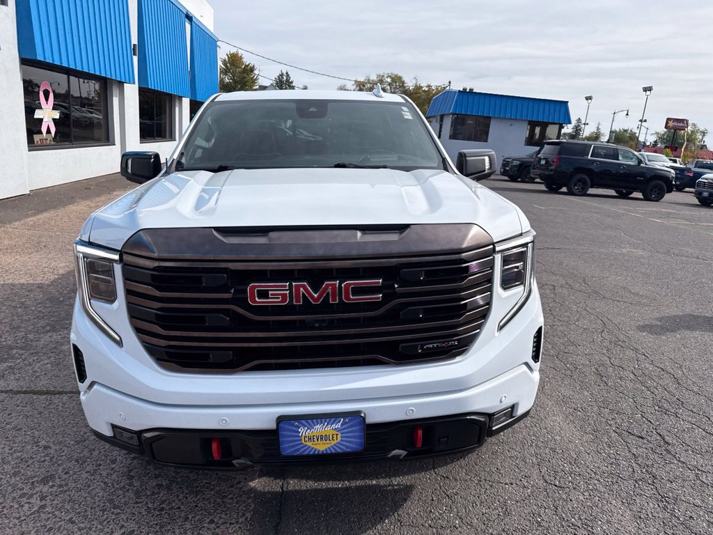 Used 2022 GMC Sierra 1500 AT4X AWD/4WD image 3