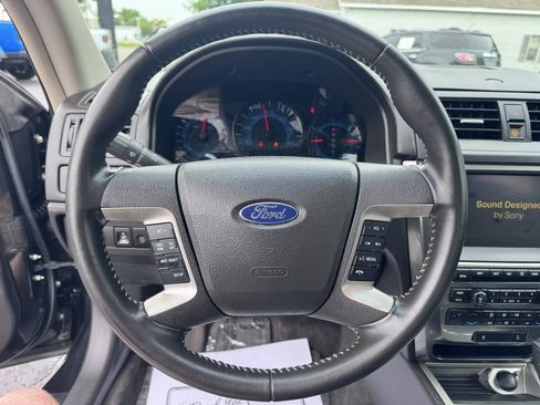 Used 2010 Ford Fusion SEL FWD image 16