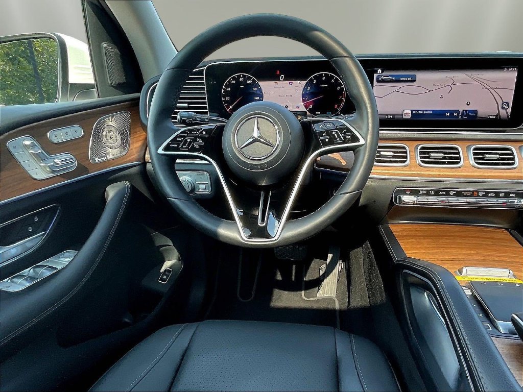 Used 2025 Mercedes-Benz GLE 350 4MATIC image 10