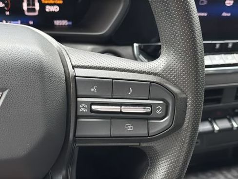 Used 2024 Chevrolet Colorado Trail Boss w/ Technology Package AWD/4WD image 24
