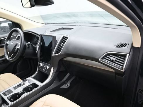 Used 2024 Ford Edge SEL w/ Convenience Package AWD/4WD image 10