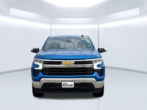 Used 2023 Chevrolet Silverado 1500 LT w/ Z71 Off-Road Package AWD/4WD image 10