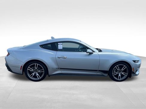 Used 2025 Ford Mustang Coupe w/ Wheel & Stripe Package RWD image 6