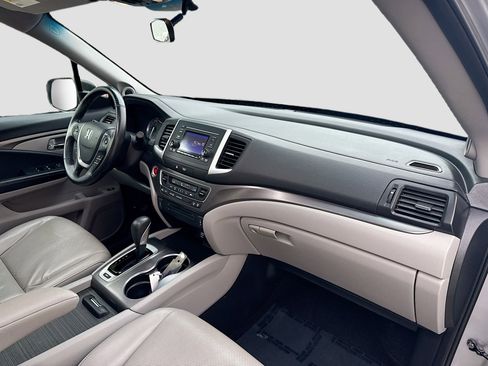 Certified 2019 Honda Ridgeline RTL image 33