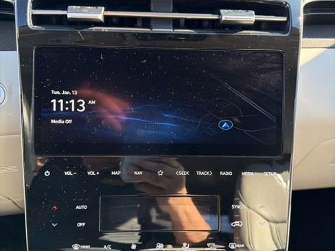 Used 2024 Hyundai Tucson Limited image 21