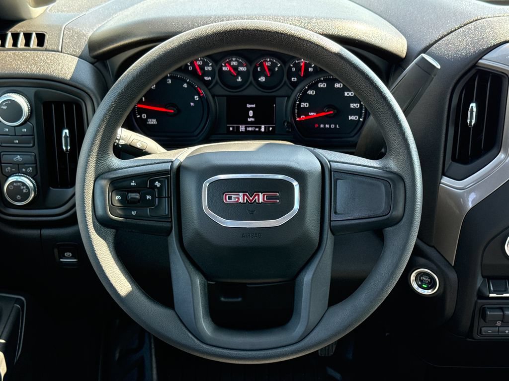 Used 2025 GMC Sierra 2500 Pro AWD/4WD image 15