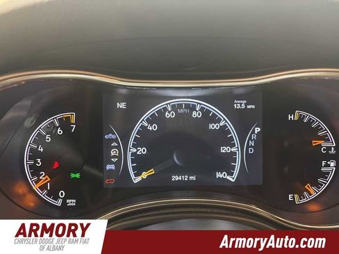 Used 2021 Jeep Grand Cherokee Limited image 15