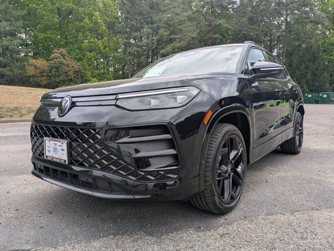 New 2026 Volkswagen Tiguan SE R-Line AWD/4WD image 8