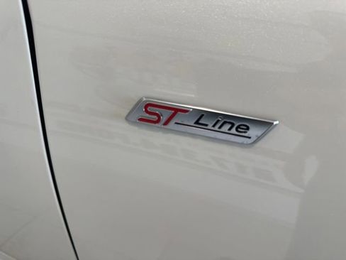 Used 2023 Ford Escape ST-Line w/ Tech Pack #1 AWD/4WD image 8