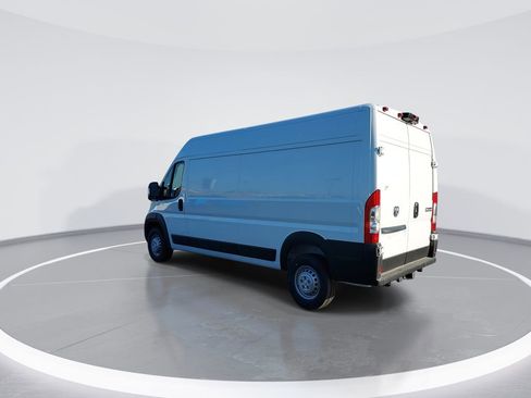 New 2026 RAM ProMaster 2500 w/ Premium Convenience Group FWD image 6