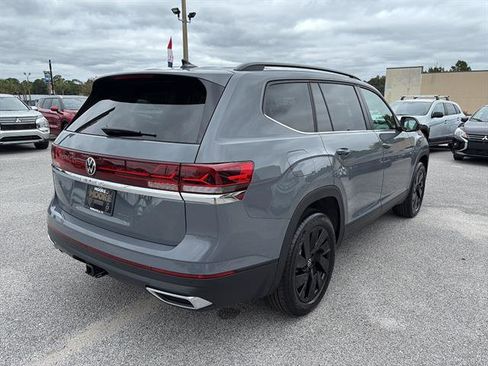 New 2026 Volkswagen Atlas SE FWD image 5