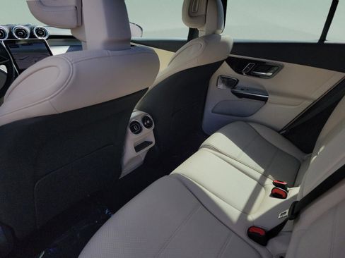 Certified 2026 Mercedes-Benz GLC 300 image 11