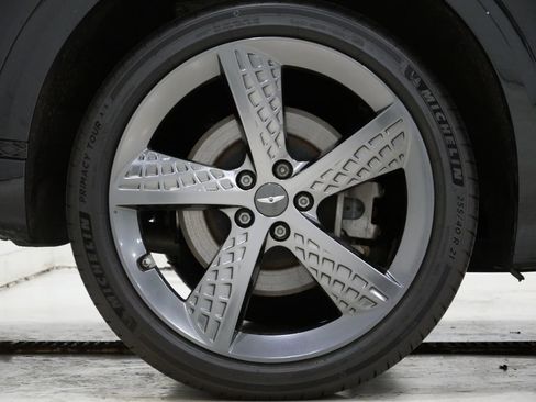 Used 2022 Genesis GV70 3.5T Sport w/ Sport Prestige Package image 10