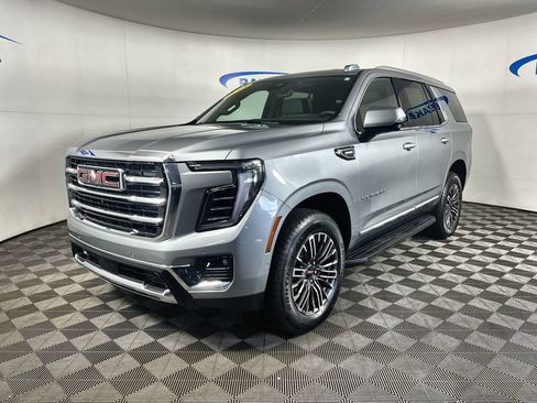 Used 2025 GMC Yukon Elevation w/ Elevation Premium Package AWD/4WD image 1