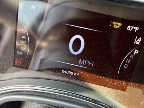 Used 2021 Jeep Grand Cherokee High Altitude AWD/4WD image 9