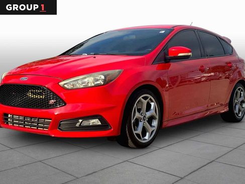 Used 2015 Ford Focus ST FWD image 1