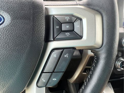 Used 2020 Ford F150 Lariat w/ Equipment Group 502A Luxury AWD/4WD image 50