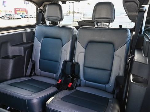 Used 2023 Ford Bronco Outer Banks image 17