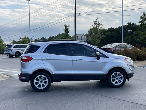 Used 2021 Ford EcoSport SE image 9