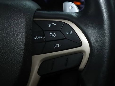 Used 2015 Jeep Grand Cherokee Laredo w/ Quick Order Package 23E AWD/4WD image 22