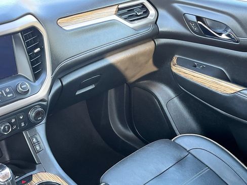 Used 2019 GMC Acadia Denali w/ Technology Package AWD/4WD image 24