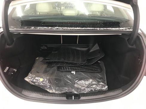 Used 2023 Mercedes-Benz C 300 4MATIC Sedan image 30