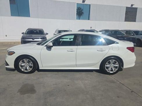 Used 2023 Honda Civic LX image 4