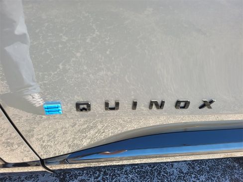 Certified 2025 Chevrolet Equinox EV RS image 4